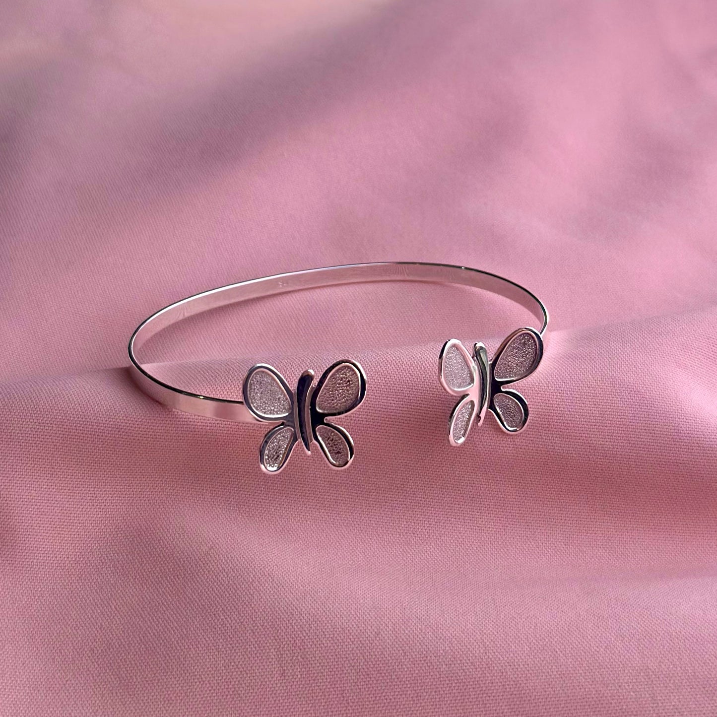 Brazalete "Mariposa Primavera" - Dos Caras